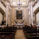 Fiore all�occhiello del monastero � la settecentesca chiesa delle Suore Crocifisse Adoratrici, di aspetto barocco...